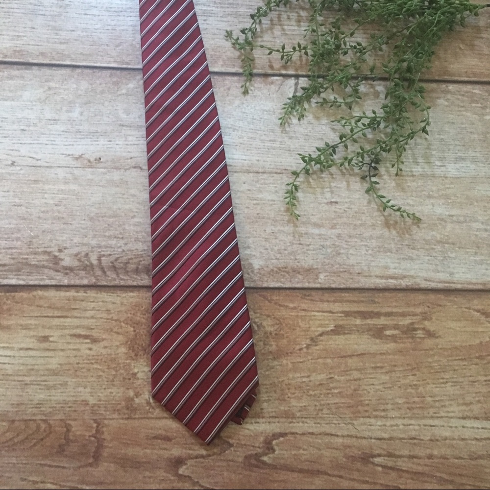 Croft & Barrow striped neck tie